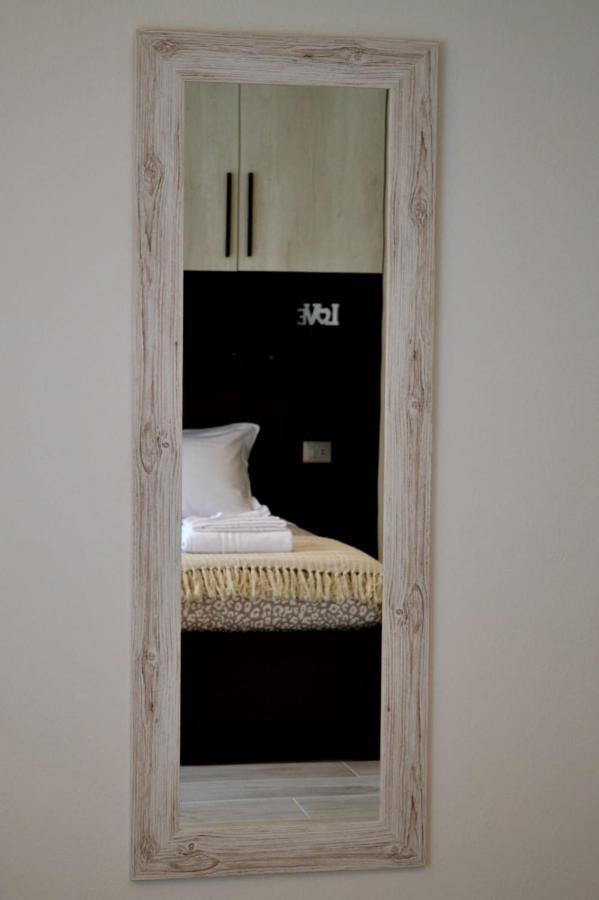 Le Grigne Guesthouse - The Garden Oliveto Lario Εξωτερικό φωτογραφία